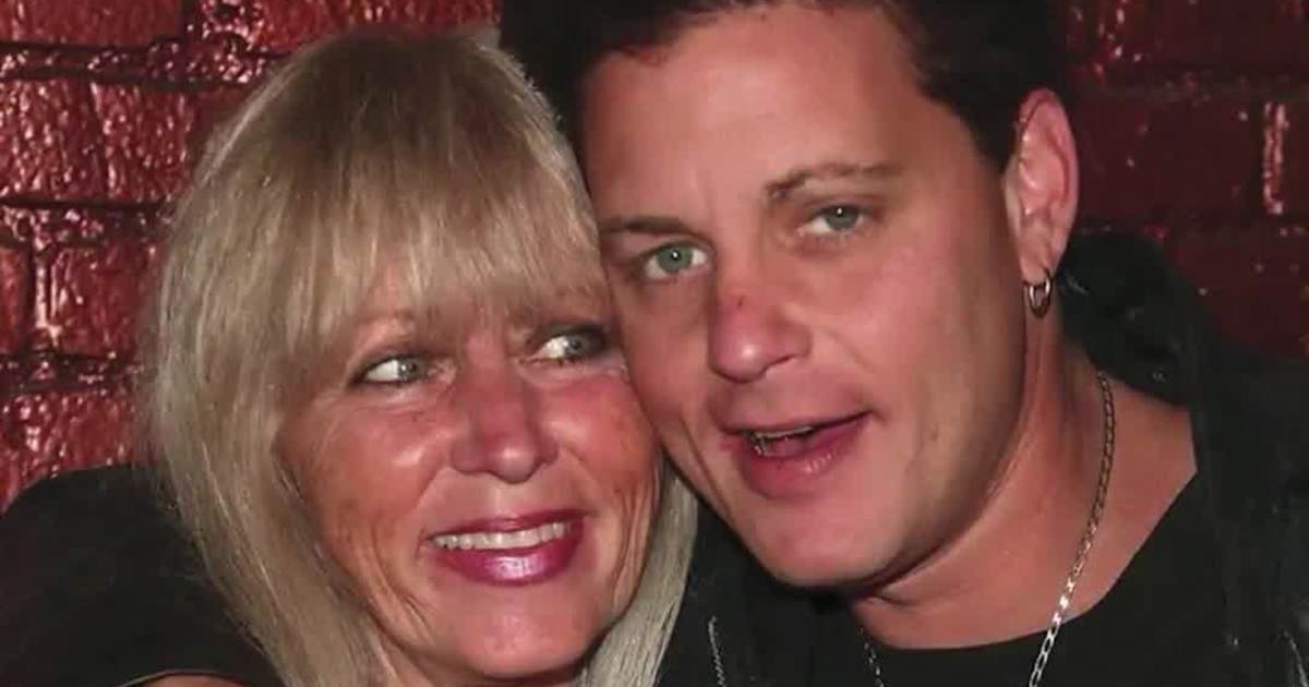 Corey Haim’s Mother Slams Corey Feldman’s Mol*station Allegation