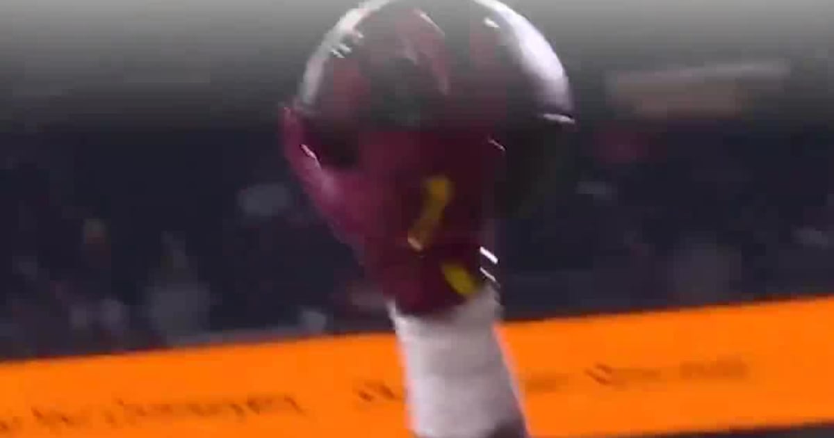 Treylon Burks’ Insane One-Handed Touchdown Catch Shocks NFL Fans