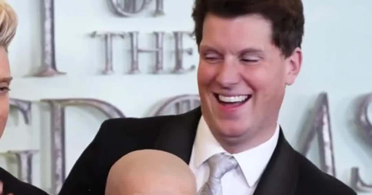 Dexter Sol Ansell stealing hearts while dad Ansell does the heavy lifting