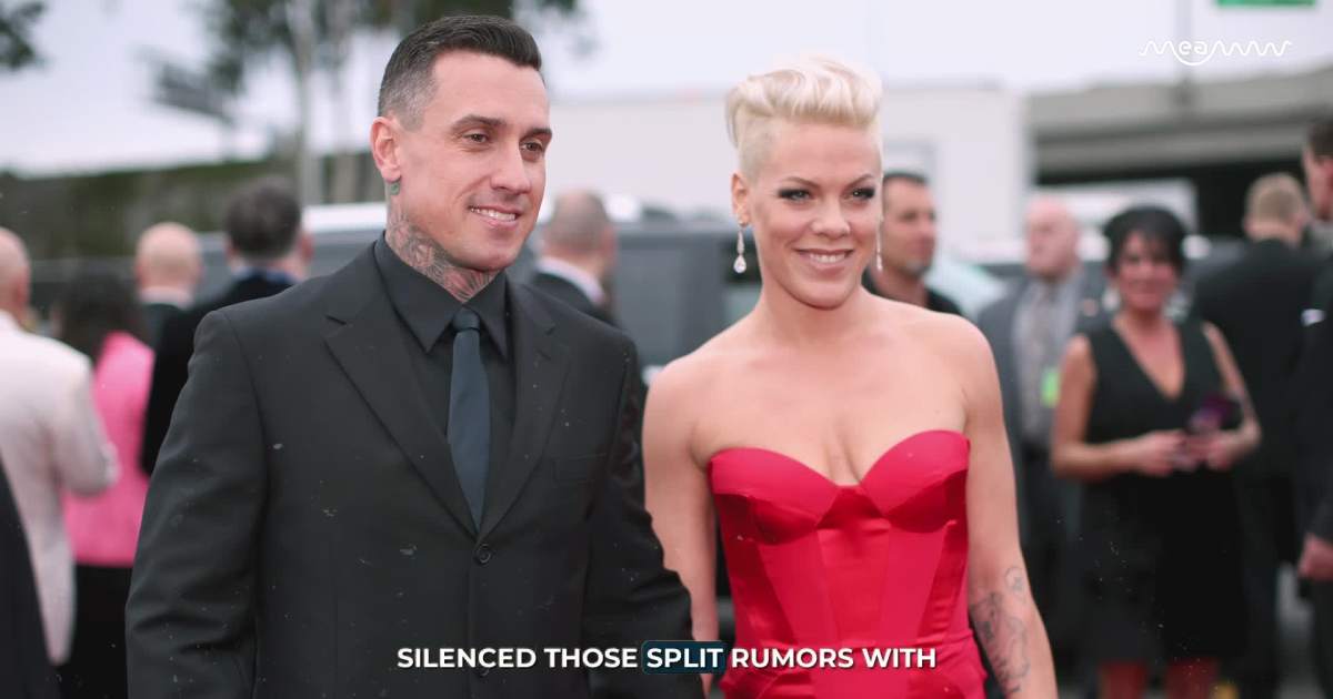 P!nk & Carey Hart Take Kids For Broadway Night Amid Split Rumors ]