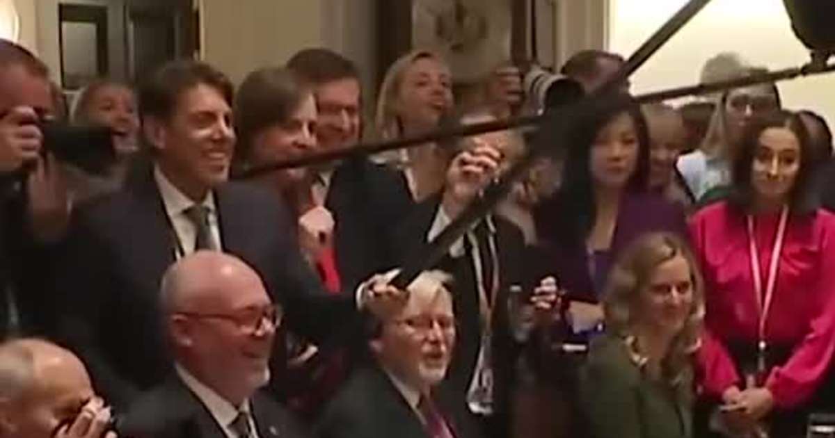 Trump Confronts Diplomat Who Criticized Him