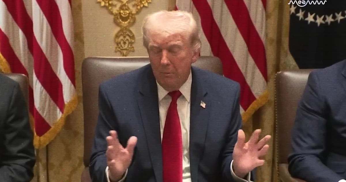 Donald Trump Says He Cut White House Costs by Replacing $1,000 Pens with Sharpie Markers