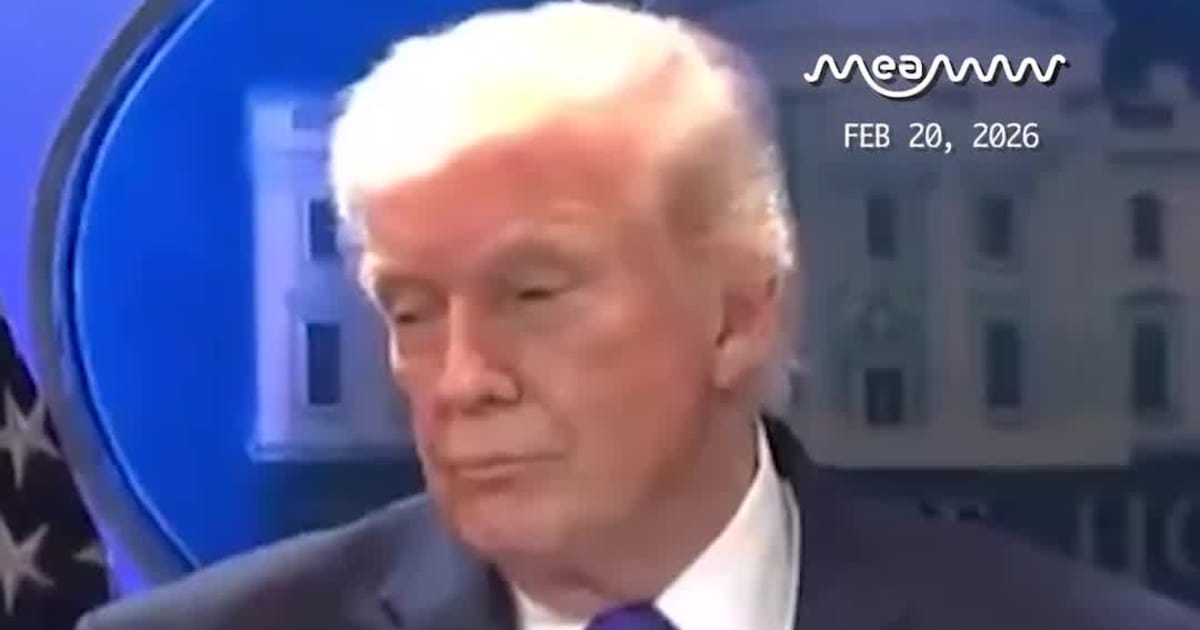 Trump Calls Jeffries a “Low IQ Individual” After ‘Wannabe King’ Remark
