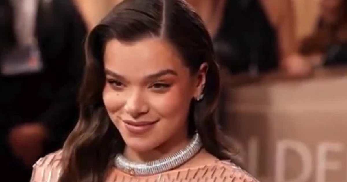 Pregnant Hailee Steinfeld Stuns At Golden Globes