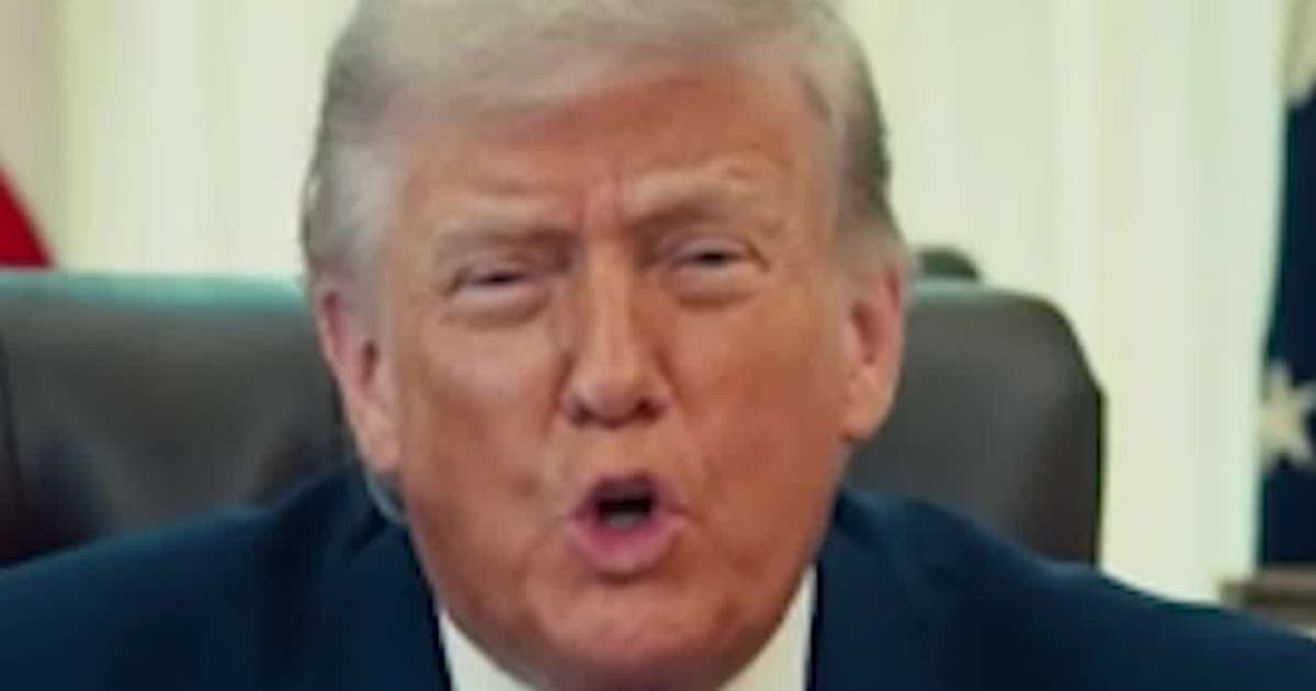 Trump Signs Executive Orders to Boost Homeownership, Cut Mortgage Costs