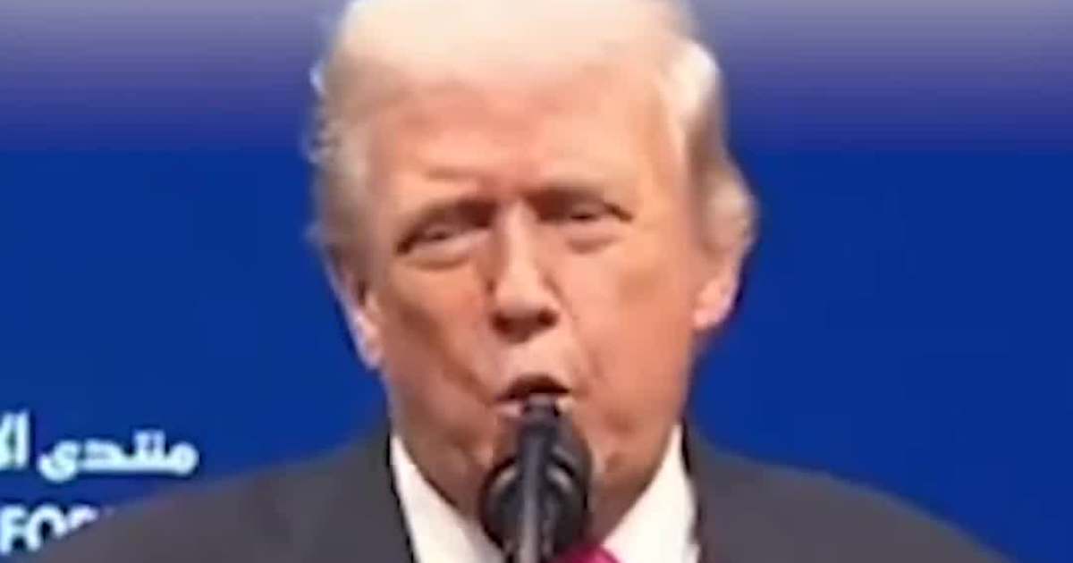 Trump Points to Musk, Says They “Let Democrats Humiliate Themselves”