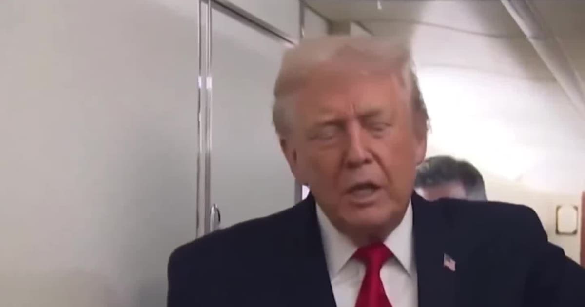 Bathroom Door Accidentally Checks President Trump on Air Force One