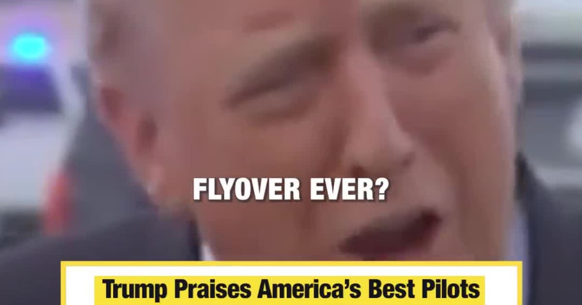 Trump Praises America’s Best Pilots During Game Flyover