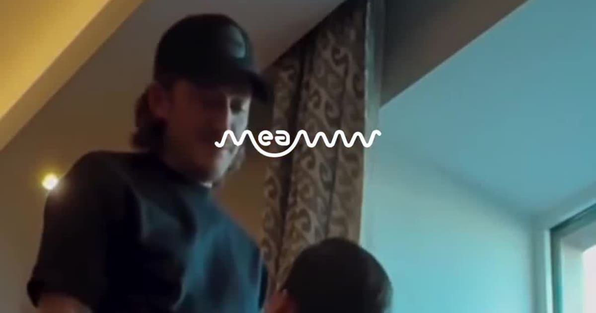 Bella Thorne Delays Wedding With Mark Emms