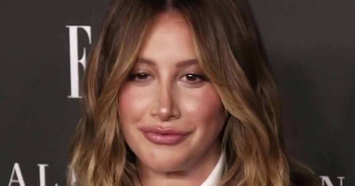 Ashley Tisdale Trashes 