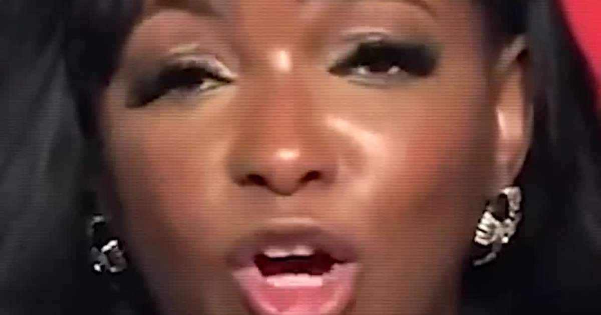 Jasmine Crockett’s Fiery Response to JD Vance’s Remarks at TPUSA