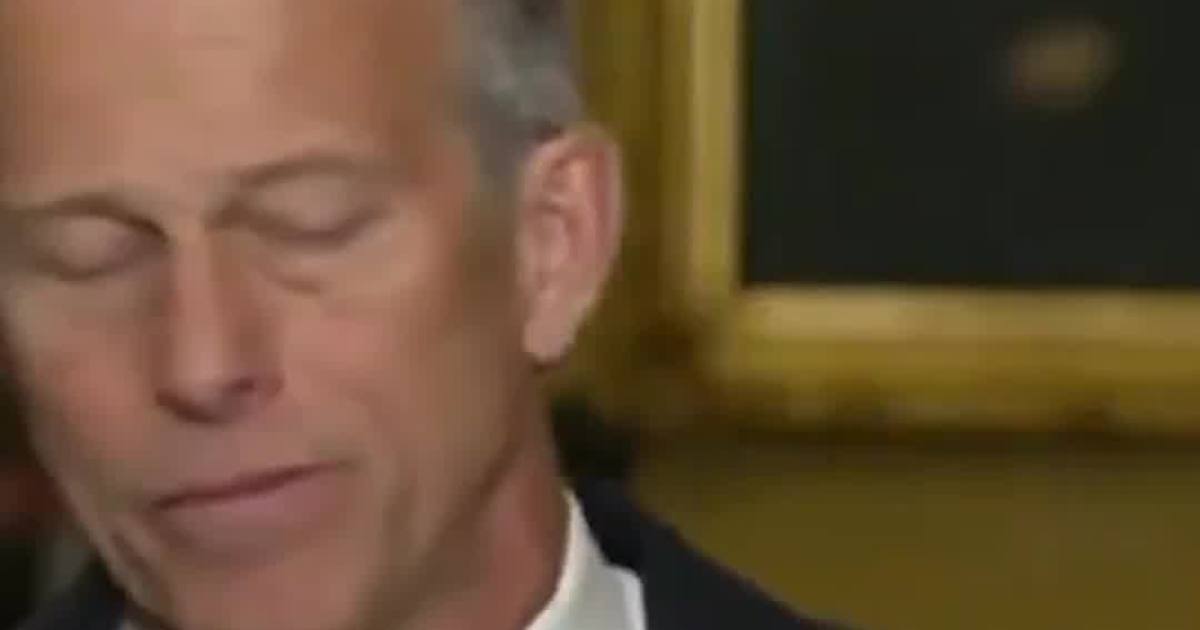 Schumer says DHS funding bill lacks votes without ICE overhaul, Thune pushes back