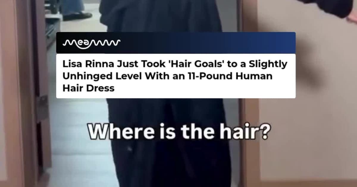 Lisa Rinna Pulls Up to the Elton John Oscars Party Wearing 11 Pounds of Human Hair