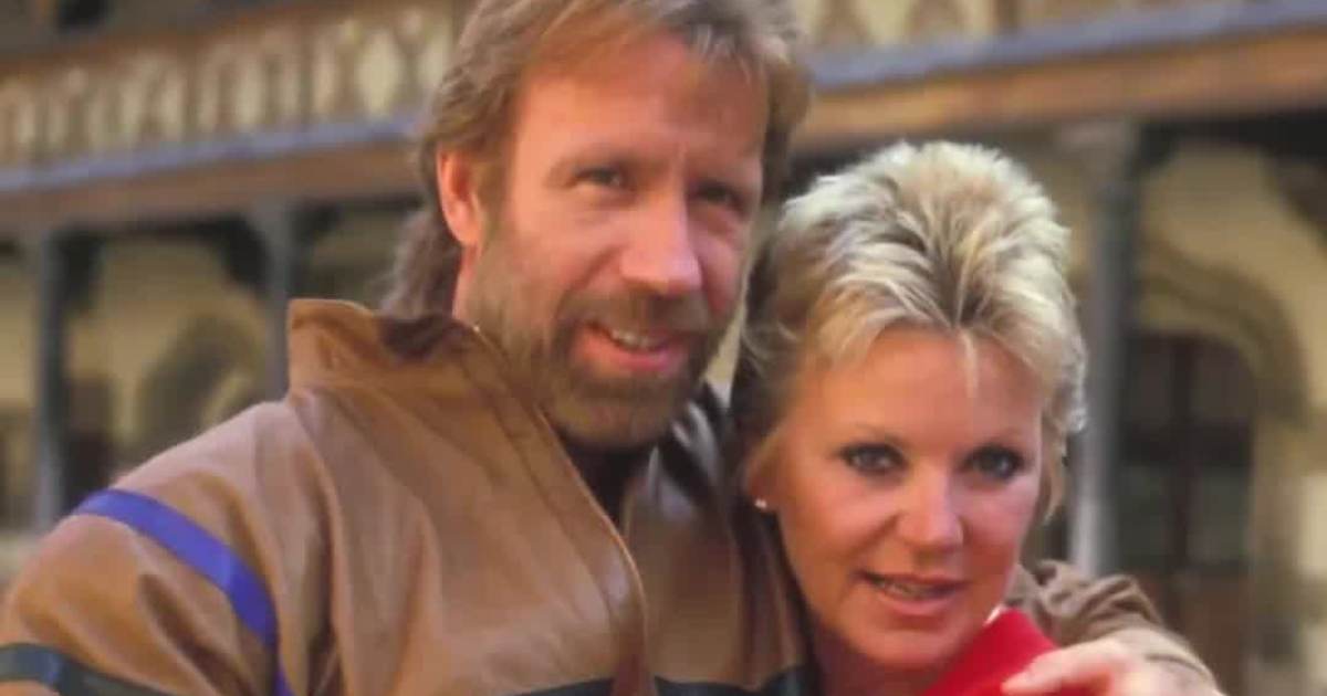 Dianne Holechek, Chuck Norris’ First Wife, Dies at 84