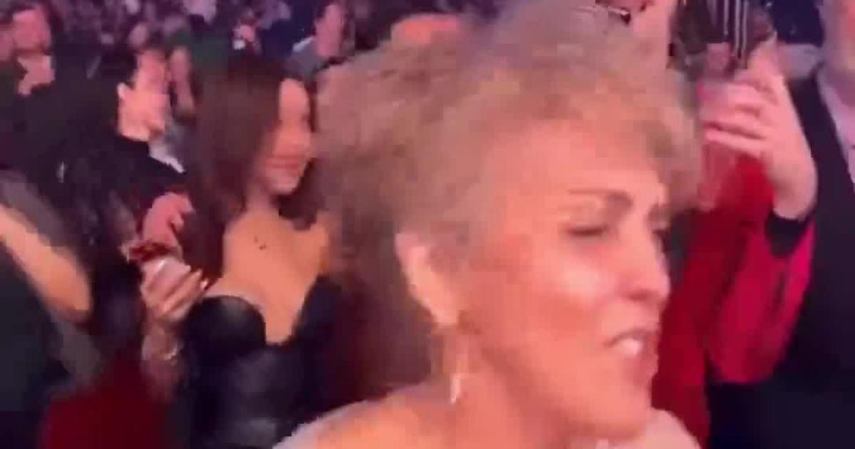 Jennifer Lopez’s Mom Lives Her Best Life at J.Lo’s Vegas Show