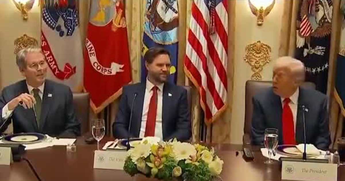 Trump Roasts Sen. Elizabeth Warren: “A Nasty, Horrible Senator… But I Like Her!”