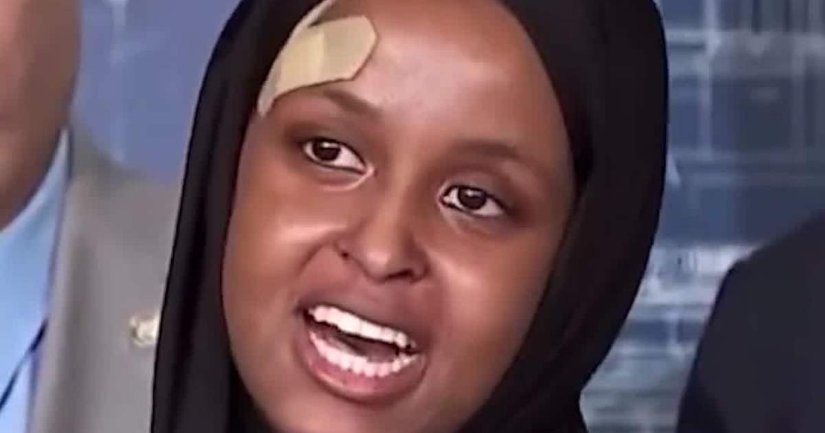 "More Than Bananas and Rice”: Somali Woman Talks Culture With Humor