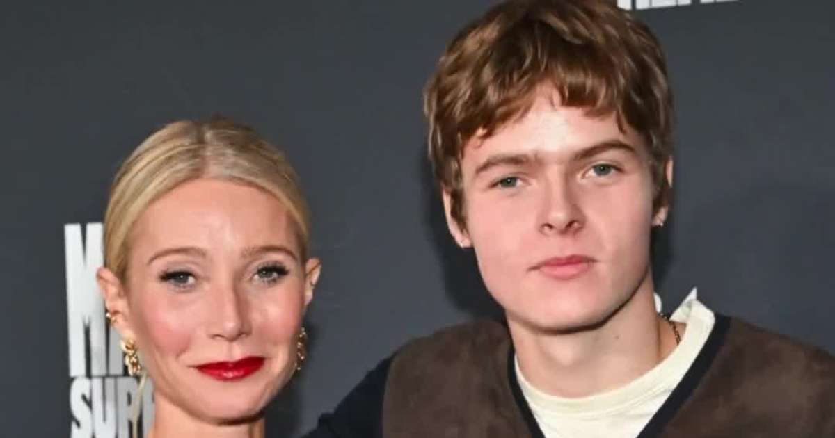 Gwyneth Paltrow's Son Moses Makes Red Carpet Debut With His Mom