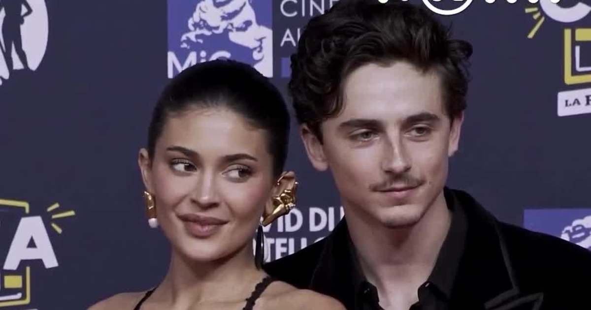 Kylie & Timothée’s Romance Confirmed by The 'Kardashians'