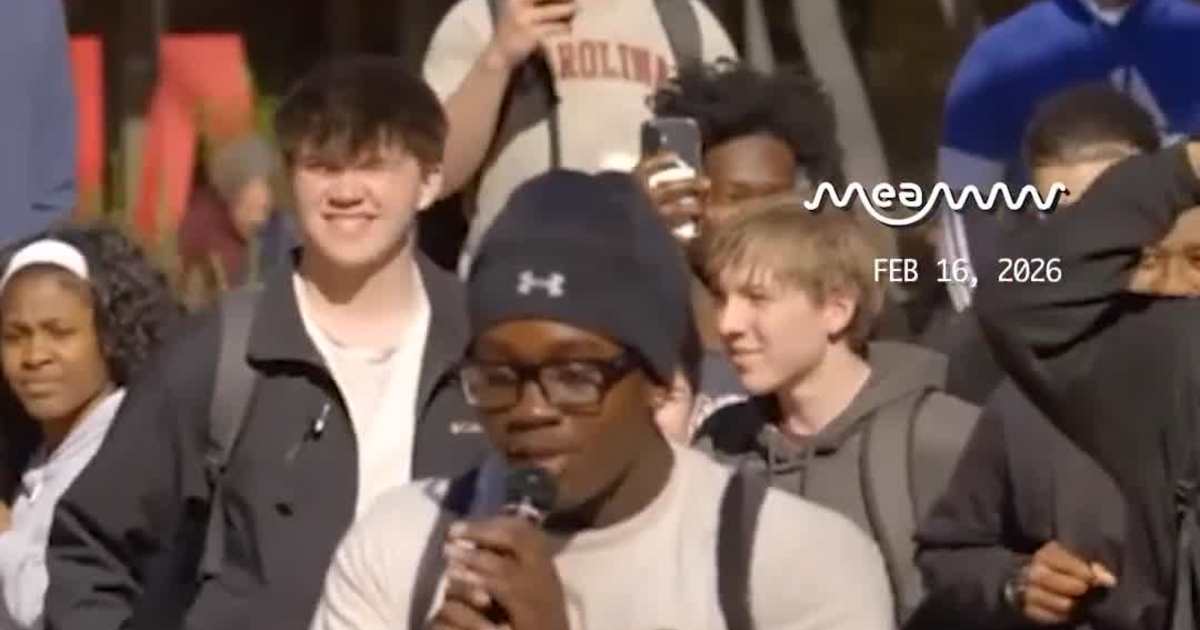 ‘What Are You Doing?’ Myron Gaines Confronts Student After Sudden Backpack Move