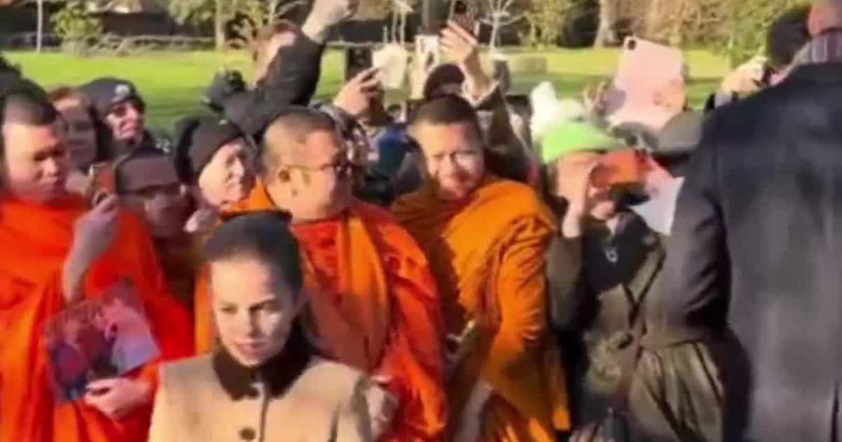 Princess Charlotte Rushes to Hug Fans