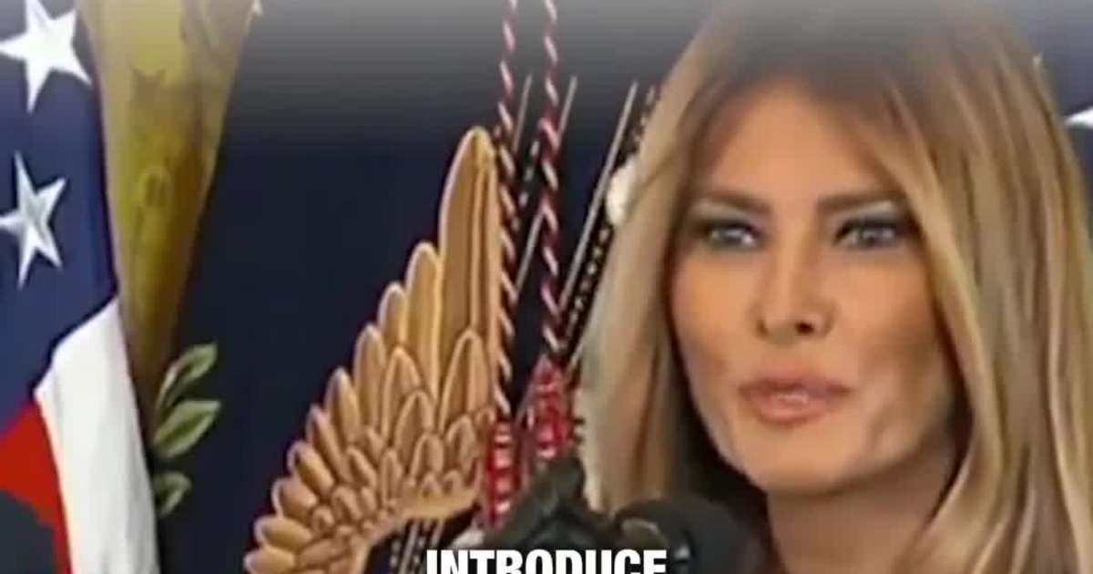 Melania Trump Gets Massive Standing Ovation at Foster Care Order Signing