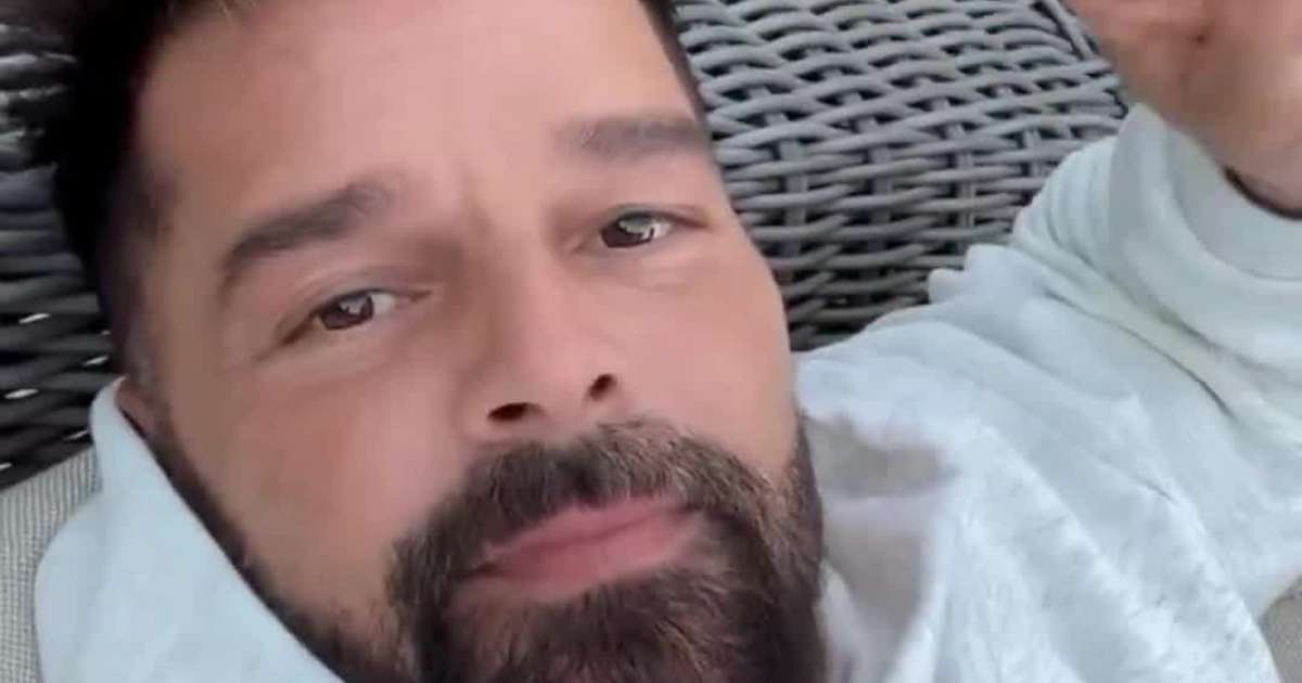 Ricky Martin Surprises 500 Guests at Millionaire Lawyer’s Engagement