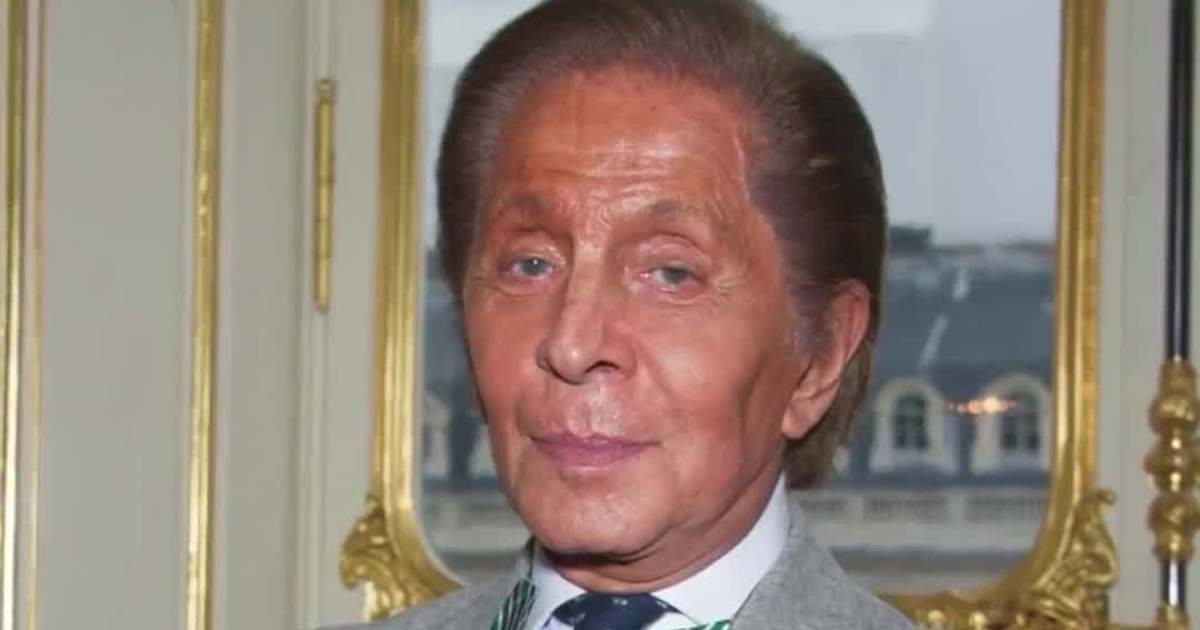 Anne Hathaway, Anna Wintour Lead Star-Studded Farewell to Valentino Garavani